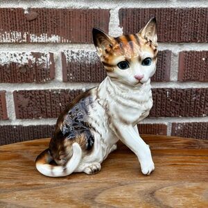 Andrea by Sadek Porcelain Cat Figurine 1960s Striped Kitten 7" aprox.